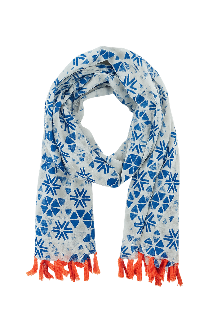 Scarf with pink and orange fringes