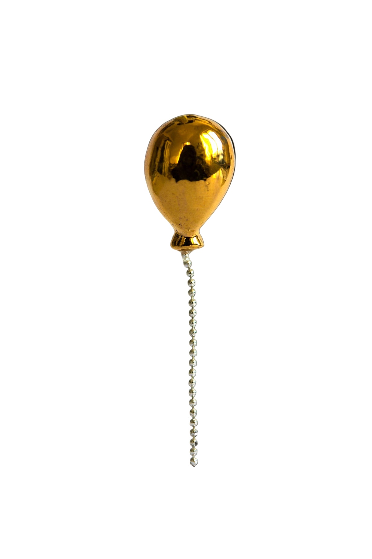 Gold balloon-shaped pull chain on a white background