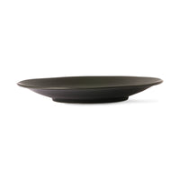 black dinner plate with matte finish