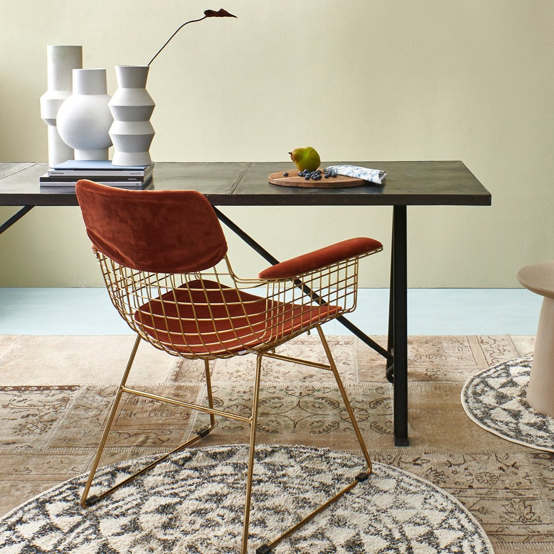 brass chair with arms and velvet comfort kit in terra color