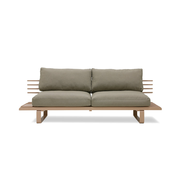 Aluminum outdoor sofa Chai / beige pillows