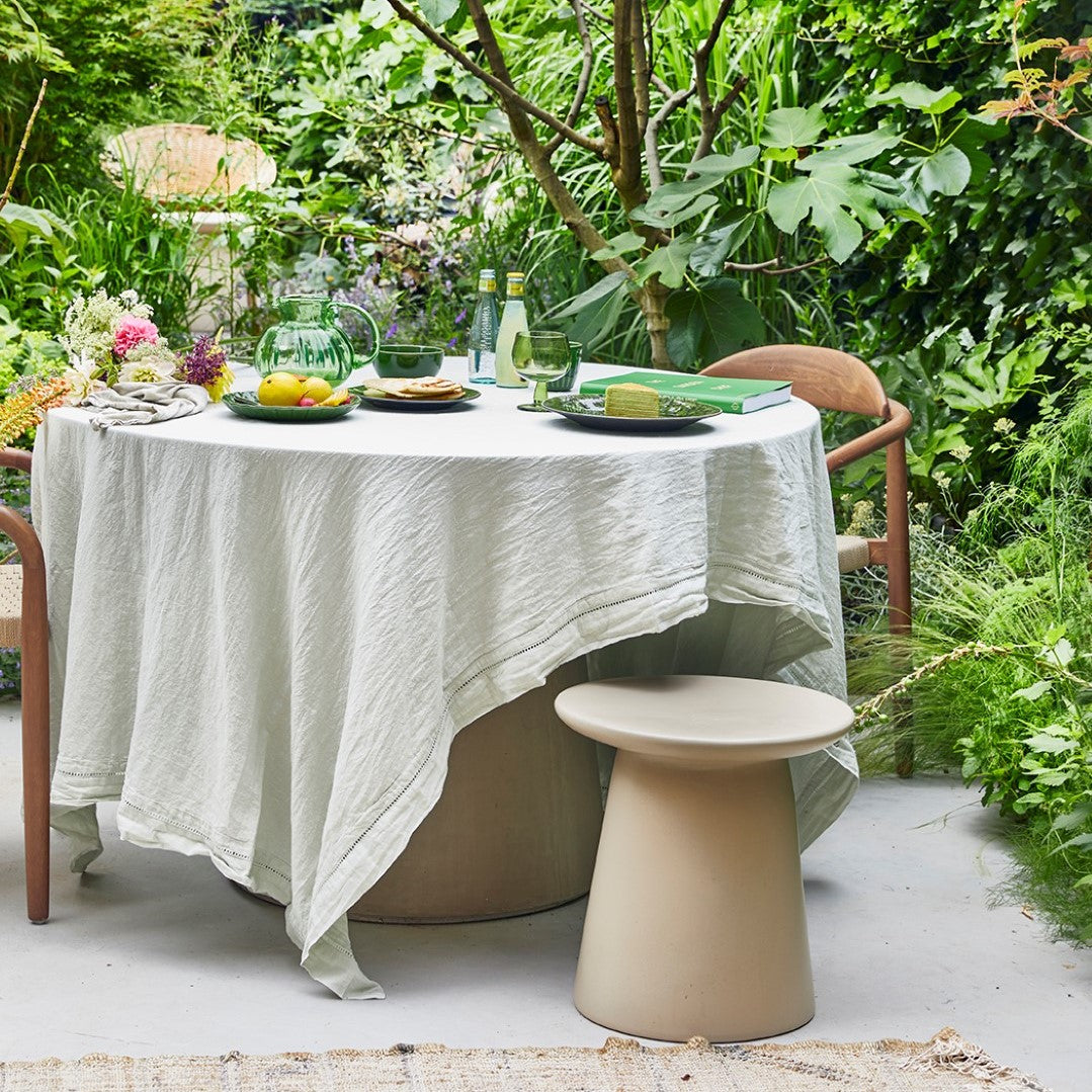 Earthenware side table cream - M