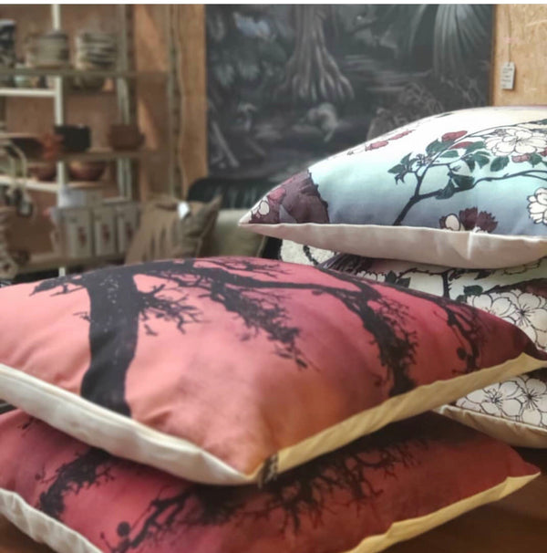 Throw pillow - Bonsai sunset